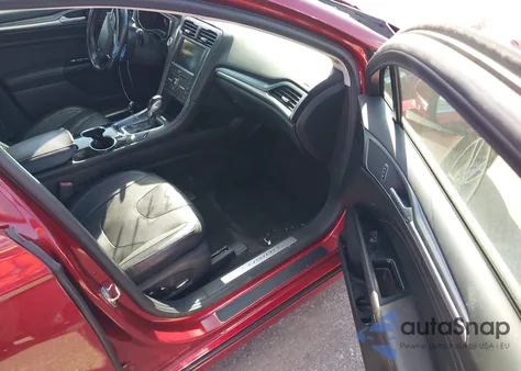 2016 Ford Fusion Titanium из США, поврежденный, VIN 3FA6P0K96GR113646